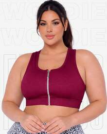 WOLFOC Women's Plus Size Cropped Fitness Top With Zipper And Removable Pads In Suplex Polyester - Burgundy - View 4