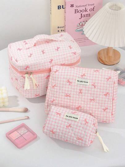 3件套粉色格纹蝴蝶结绗缝化妆包套装，大容量旅行化妆品收纳包带提手，可爱美观的女士洗漱包，便携式拉链收纳袋，适用于护肤品、化妆品和旅行必备品