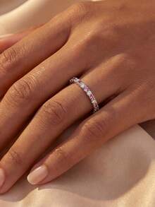 1枚925纯银立方氧化锆戒指，也可作耳环佩戴，优雅闪亮的水晶耳环，适合订婚、周年纪念、婚礼及其他场合。 - 銀色 - 查看 10