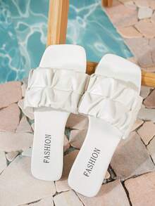 女士宽楦褶皱绑带平底凉鞋，时尚方头夏季拖鞋，舒适休闲露趾鞋 - 白色 - 查看 8