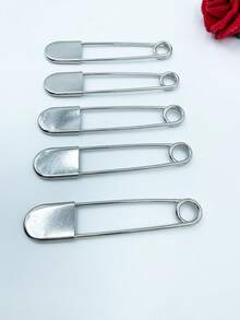 [1/2 Pcs]Stainless Steel Large Safety Pins, Stainless Steel Material, Rust-Resistant And Durable, Thickened Needle Body, Easy To Penetrate Thick Fabrics, Polished Smooth Without Snagging, Tight Clasp, Not Easy To Loosen, Suitable For Handmade DIY And Garment Making - Silver Aluminum Pin - View 6