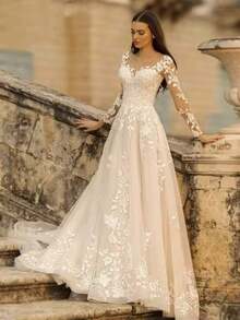 High Waist A-Line Wedding Dress For Women With Deep V Sweetheart Neck And Sheer Mesh Shoulder Detail, Long Sheer Lace Sleeves With Vine Inspired Floral Embroidery, Elegant Bridal Gown Featuring Lace Bodice And Soft Tulle Skirt In Light Champagne Tone, Embroidery Extending From Waist To Hem Creating Elongated Silhouette, Lace Trimmed Train Adding Delicate Detail, Lightweight And Airy Construction For Comfortable Wear, Perfect For Wedding Ceremony, Outdoor Wedding, Garden Party, Christmas Celebration, Holiday Event, Prom Night, Evening Party, Birthday Celebration, Engagement Photoshoot, Soft Feminine Bridal Style - trắng - Xem 1