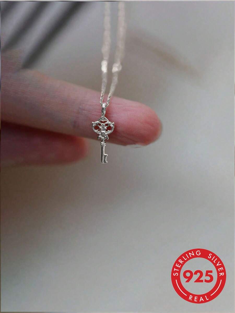 GAGAFEEL 1pc S925 Sterling Silver Plated Elegant & Delicate Key Pendant Necklace, Jewelry Gift For Women