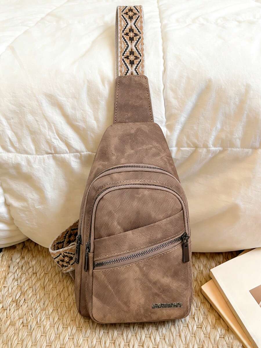 Chiếc túi đeo chéo nhiều lớp chống thấm nước bằng da PU màu trơn cổ điển, thời trang và đa năng này có thiết kế túi viền, nhiều khóa kéo và lỗ tai nghe bên ngoài, tạo nên một chiếc túi đeo ngực sành điệu dành cho nữ. Túi đeo vai hình thoi này phù hợp cho du lịch, mua sắm và có thể được sử dụng như một túi đeo chéo hoặc túi thể thao ngoài trời.