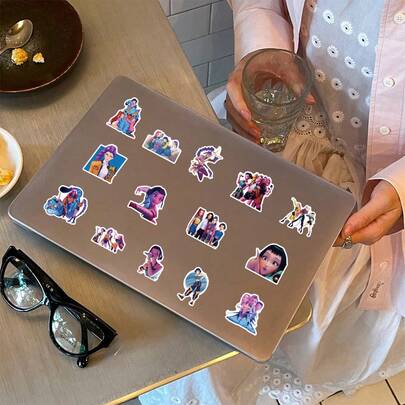 56张虚拟偶像女团贴纸，赛博朋克少女装饰防水贴纸套装，适用于笔记本、滑板、水瓶