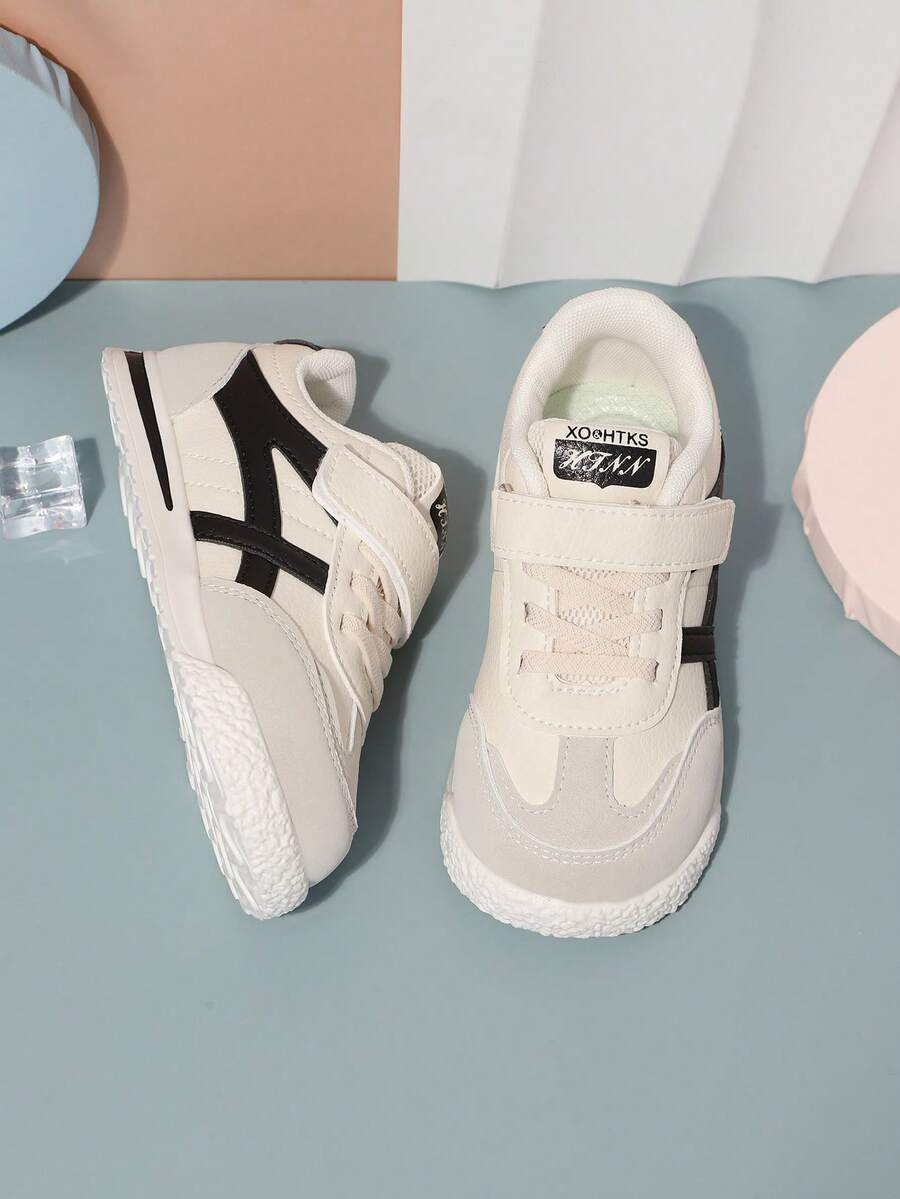 1 Pair New Kids Shoes, Beige Main Color With Contrast Stripe, Featuring Hook And Loop And Lace Dual Design For Easy On/Off, Retro Sporty Style Suitable For Weekend Outings, Campus Activities, Outdoor Sports - Black and White - View 1