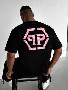 Printed Men's T-Shirt Made From 100% Cotton With A Crew Neck, Pink Hexagonal Monogram Print In Vintage Style, Lightweight, Breathable Short-Sleeved Pullover, Regular Fit, Dropped Shoulders, Comfortable And Machine Washable, Ideal For Summer Sports, Leisure, Excursions, Streetwear Looks And Fashionable Everyday Outfits. - 黑色 - 查看 1