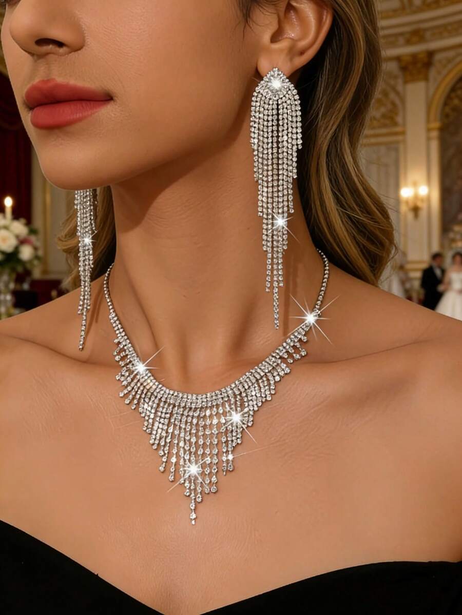 Elegant Silver-Plated Copper Earrings And Necklace Set, Inlaid With Rhinestones, Designed For Women's Party And Formal Wear,Summer,Jewellery - Silver - View 1