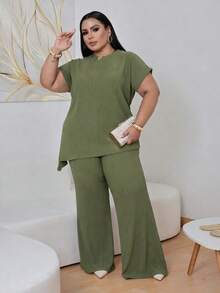 Women's Plus Size Elegant Asymmetrical Set In Premium Ribbed Anarruga Fabric, Short Sleeves, Wide-Leg Pants, Modern Look - Verde Oliva - Ver 2