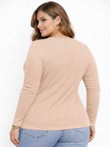 Women's Plus Size Long-Sleeved Blouse With A V-Neck And Regular Fit, Made From Soft, Highly Stretchy Fabric, With A Comfortable Regular Hem. - 裸體 - 查看 4