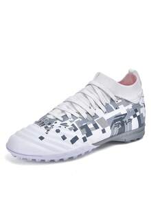 1 par de botines de fútbol de caña alta para hombres, zapatos deportivos de equipo para exteriores, adecuados para estudiantes, adolescentes y adultos, estilo campus, aptos para césped artificial, con cordones, disponibles en tallas pequeñas, botas de fútbol profesionales de alto rendimiento y peso ligero - plata - Ver 11