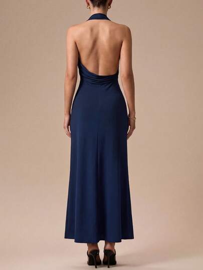 Vestido largo asimétrico elegante y chic con cuello halter y espalda descubierta en corte A, perfecto para invitados de boda, citas nocturnas, vacaciones, fiestas en resort, fiestas de verano