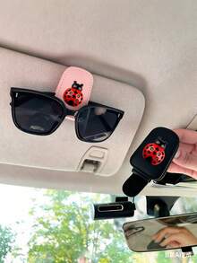 Ladybug Car Sunglasses Clip, Creative Car Sun Hat Eyewear Frame, Lady's Business Card Holder, Car Interior Accessories, Car Essential Items, Car Parts, Women's Car Accessories - đen - Xem 1
