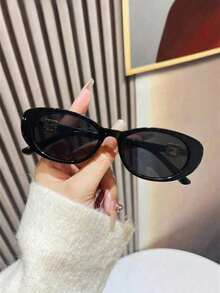 1副女士新款ins风高端方形镜框时尚眼镜，适合各种场合佩戴，如日常出行、海滩、派对等。 - 彩色 - 查看 6