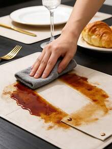 1 tấm lót bàn ăn giả da cao cấp kèm giá đựng dao nĩa, chống dầu mỡ và chịu nhiệt, dễ vệ sinh cho nhà bếp gia đình. - Màu be - Xem 7