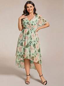 EVERPRETTY Vestido de dama de honor de gasa con cuello en V y volantes con estampado floral, talla grande. Vestido de invitada de boda formal de noche con volantes florales y bajo asimétrico. - verde menta - Ver 6