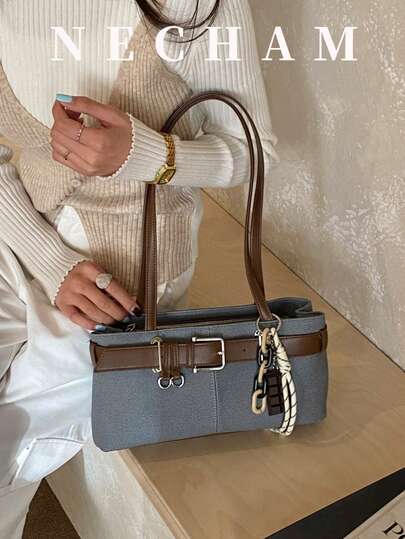 1 chiếc túi tote phong cách retro Hàn Quốc phối màu, thiết kế khóa cài, túi đeo vai tiện dụng, cảm giác cao cấp độc đáo.