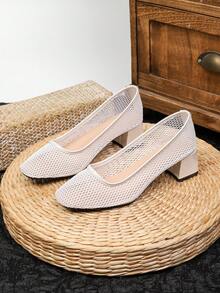 2026 Nuevos tacones altos transpirables para mujeres, bombas de tacón cuadrado y grueso de malla blanca, diseño calado para verano, zapatos para ir y venir resistentes al desgaste y antideslizantes, adecuados para ir al trabajo, campus, salir con amigos, tomar el té por la tarde, salidas diarias, viajes y sesiones de fotos - Blanco - Ver 9