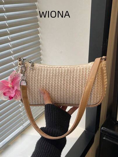 2026 New Summer Underarm Baguette Woven Straw Bag With Pendant