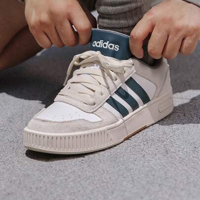 Adidas 阿迪达斯 D-PAD CLASSIC “小锯齿”复古篮球鞋