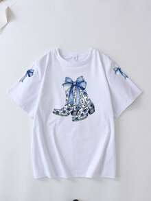 大码女式蓝色花卉蝴蝶结装饰西式图案圆领T恤，适合夏季度假、新年礼物、情人节礼物、日常穿着、外出、节日、海滩、派对、生日、聚会、学校、音乐节、假期、通勤、健身、婚礼、休闲外出等场合。白色 - 白色 - 查看 2