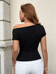 Women's Casual Solid Color Ruched Asymmetric Short Sleeve T-Shirt, Featuring Cold Shoulder And Asymmetric Ruched Design, Suitable For Daily Fashion Wear Black Summer - Black - View 5