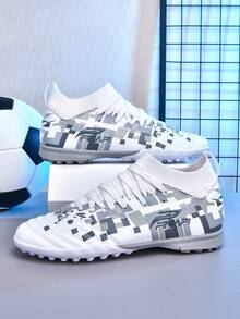 1 par de botines de fútbol de caña alta para hombres, zapatos deportivos de equipo para exteriores, adecuados para estudiantes, adolescentes y adultos, estilo campus, aptos para césped artificial, con cordones, disponibles en tallas pequeñas, botas de fútbol profesionales de alto rendimiento y peso ligero - plata - Ver 8