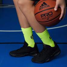 Adidas 阿迪达斯 PRO BOUNCE 2018 LOW 稳定缓震回弹团队篮球鞋 - 黑色 - 查看 2