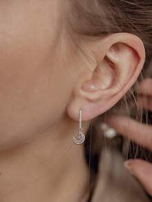 925纯银耳环，镶嵌立方氧化锆月亮星星吊坠耳环，精致珠宝，适合日常佩戴，生日礼物 - 銀色 - 查看 2