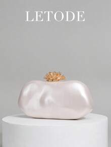 Nova Bolsa de Mão em Forma de Nuvem de Acrílico e Metal com Floral, Adequada para Festa, Casamento Romântico, Bolsa de Ombro com Corrente para Primavera/Verão, Bolsa de Noiva, Vestido de Baile Formal, Bolsa de Vestido de Festa Elegante. Perfeita para Festa, Casamento, Baile de Formatura, Eventos de Gala, Combinando com Vestido de Festa de Feriado, Vestido Formal, Vestido Sequin, Também um Item Essencial para Formatura, Baile de Formatura e Outras Ocasiões, Combina Bem com Vestido de Formatura, Vestido de Baile de Formatura - Bege - Visão 5