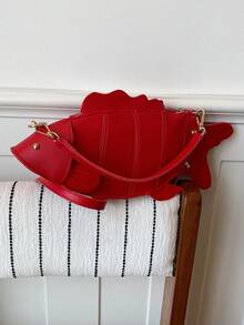 CONTAINEVERY Bolso de hombro creativo y lindo con diseño de pez dorado estilo Y2K, bolso asimétrico único y bolso cruzado para mujeres - Rojo - Ver 2