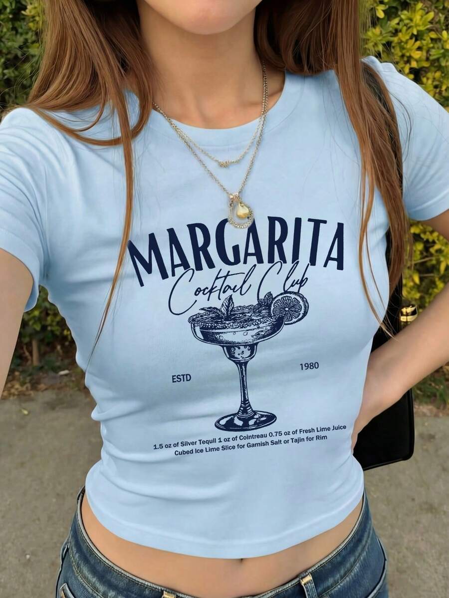 1 chiếc áo thun ngắn tay dáng crop dành cho nữ - In hình "Câu lạc bộ cocktail Margarita" cổ điển, phong cách retro sinh viên, áo crop cổ tròn mềm mại, thoáng khí, thích hợp cho bữa ăn sáng muộn, tiệc cocktail, tụ họp cuối tuần, mặc thường ngày, tuyệt vời cho những người yêu thích cocktail và các cô gái tuổi teen mùa hè. - Màu xanh nhạt - Xem 1