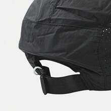 Asics Gorra de running unisex, visera curva 3013B385-001 - Negro - Ver 5