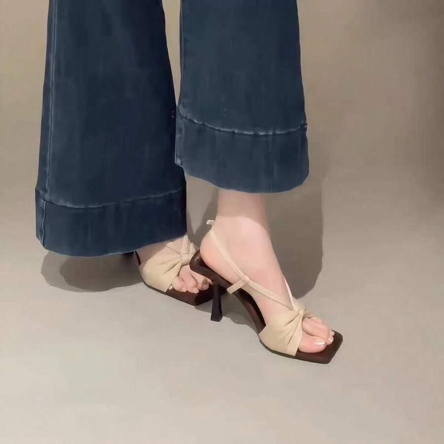 2026 Summer Beige New Square Toe Thin High Heel Bowknot One-Strap Fashionable Versatile High Heel Sandals, Suitable For Party, Date, Valentine's Day Gift - Apricot - View 1