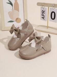 女童亮面蝴蝶玛丽珍软底时尚百搭童鞋，春秋季 - 卡其色 - 查看 5