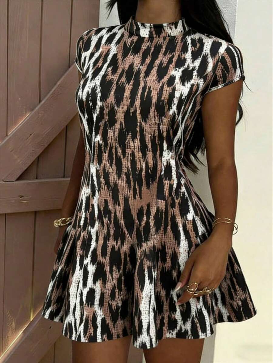 Minifalda ajustado con estampado de leopardo de estilo callejero de moda para mujer, adecuada para fiesta de baile y vacaciones - Multicolor - Ver 1