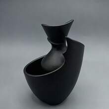 1Pc Simple And Luxurious Decorative Vase, Featuring A Unique, Twisted Flower Holder Design. Matte Finish Decorative Vase, Suitable For Use In Homes, Living Rooms, Offices, And As Desktop Decorations. Perfect For Home Decor Enthusiasts, Flower Lovers, And Interior Designers. - A - View 13
