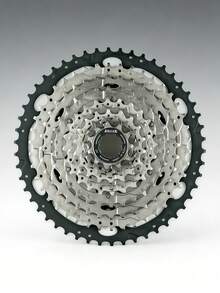 Cassette de bicicleta ZRACE de 8, 9, 10, 11 y 12 velocidades para bicicleta de montaña, piñón libre 11-42T / 11-46T / 11-50T/11-52T para ALIVIO / DEORE / SLX / XT - Plateado - Ver 3