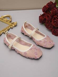 Giày bệt nữ mùa hè mới, kiểu dáng retro, đa năng, chất liệu ren hoa 3D, lưới rỗng, thoáng khí, thích hợp cho đi chơi, dự tiệc, nhẹ nhàng, thoải mái, một quai thêu, đế mềm, họa tiết ngẫu nhiên. - Vải lưới họa tiết hoa màu hồng - Hoa hồng 3D - Xem 7