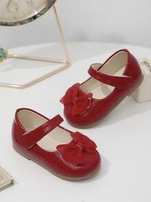 女童红色漆皮亮片魔术贴蝴蝶结玛丽珍平底鞋，软底公主裙鞋 - 紅色 - 查看 5