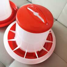 2 piezas Comedero y Bebedero Automático para Mascotas, Capacidad de 160ml/1KG/2KG, Adecuado para Aves de Corral como Pollo, Paloma, Codorniz, Comedero y Bebedero para Ganado, Dispositivo de Alimentación y Abastecimiento de Agua sin Atención - Rojo y blanco - Ver 10