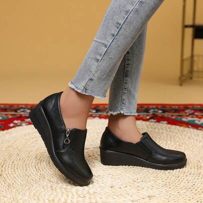 Mocasines de mujer con cremallera lateral y detalles bordados - Elegantes bailarinas sin cordones - Cómodas zapatas de trabajo de punta redonda, suela de PU ligera para todas las estaciones, zapatos planos de cuero sintético casuales y profesionales, parte superior bordada ligera