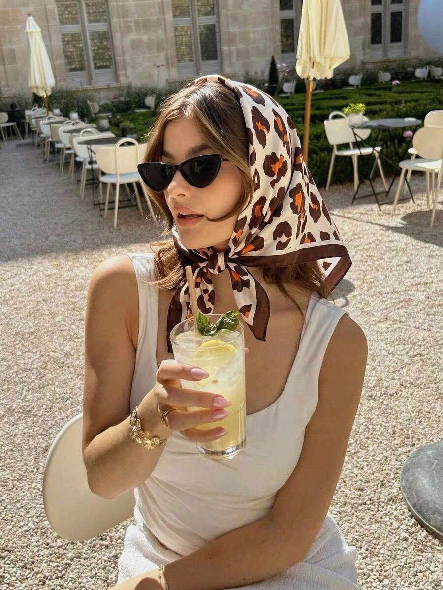 1条女士豹纹围巾，几何印花领巾头巾，时尚舒适的方形发带，休闲百搭头巾，适合海滩、度假等场合 - 172-深咖 - 查看 1