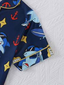 2 pezzi/set Pigiama casual da ragazzo con polo a maniche corte e pantaloncini con stampa squalo, ignifugo, adatto per tutte le stagioni - Multicolore - Visualizzare 6