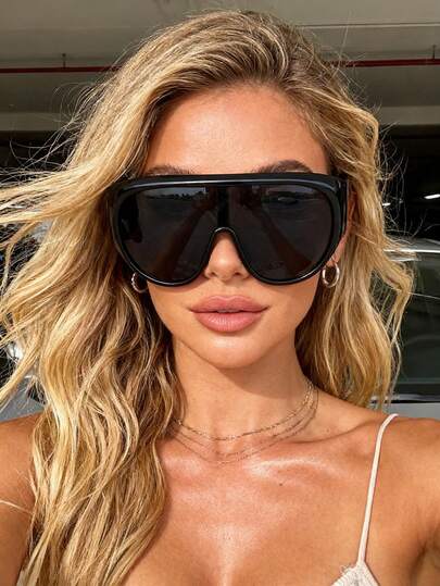 1pc Women's Plastic Frame Classic Fashion Aesthetic Popular Girl Style Best Friend Style Timeless Stylish Glasses, Suitable For Street Photography, Tropical Beach Vacation, Various Occasions, Fits All Face Shapes