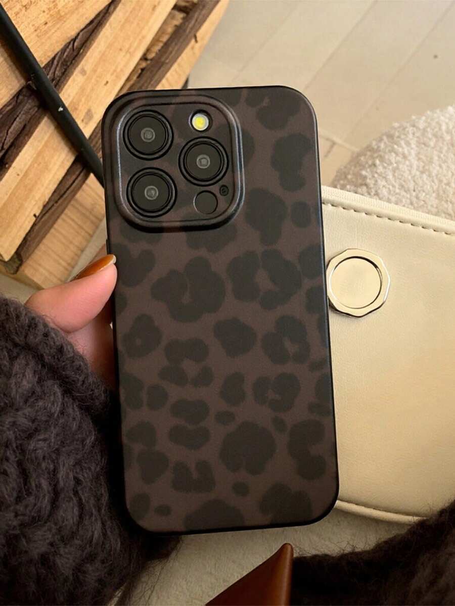 Gepard, Leopardmönster Minimalistiskt Frostat Gradient Brunt Grönt Bärnstensfärgat Leopardmönster Mobilskal Kompatibelt med 17ProMax/17Pro/17/16ProMax/15ProMax/14ProMax/13Pro/12/11/16/15/14/13 - Mörk Grön - Visa 1