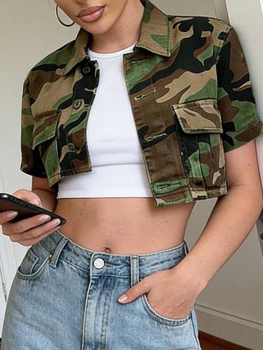 Women's Camo Print Short Sleeve Denim Jacket, Lapel Design, Asymmetric Hem, Buttons And Pockets, Essential For Spring - Khaki - View 1