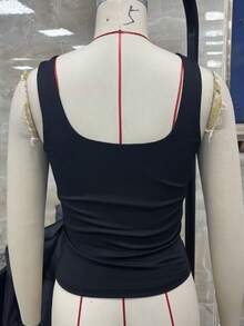 Women Y2K Studded Tank Top Silver Rivets Trim Crop Top Sleeveless Going Out Tops Streetwear - màu đen - Xem 9