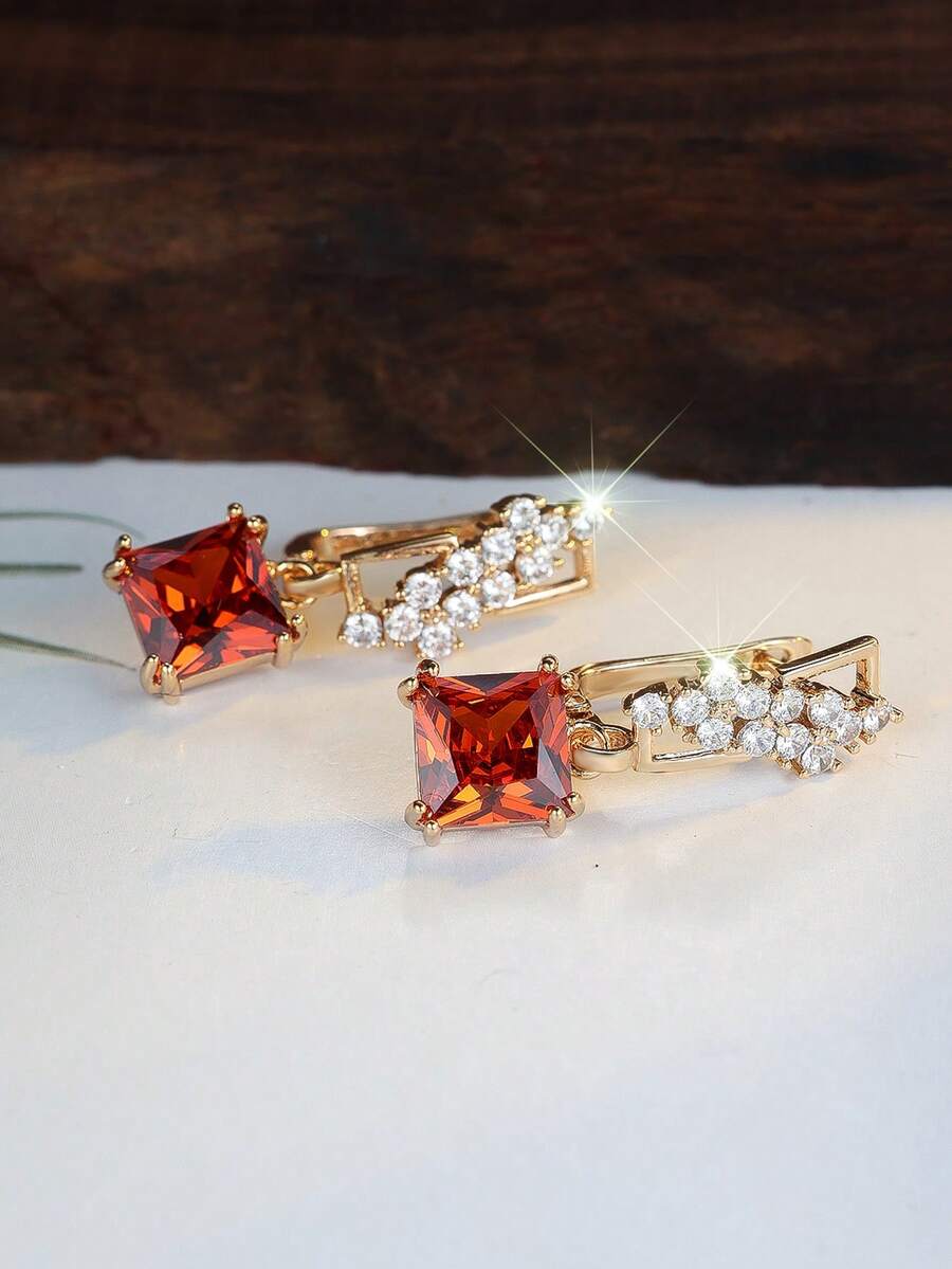 Vanel 1 Par de Brincos Pendentes Elegantes de Zircônia Cúbica Quadrada Dourada e Vermelha com Fecho Alavanca para Mulheres, Brincos Declarativos em Cluster, Joias da Moda para Uso Diário e Festas - Amarelo dourado - vermelho - branco - Visão 1