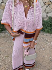 2026 Primavera/Verano Nuevo Llegada Conjunto de 2 piezas de mujer con cárdigan de cuello con bloques de color y rayas, y pantalón ancho de punto de manga corta con textura calada. Este conjunto de estilo callejero estadounidense irradia elegancia madura y personalidad vibrante. Perfecto para vacaciones en la playa, ocio relajado, escapadas a la isla y fiestas en la piscina. Ideal para usar en vacaciones y atuendos de playa. Color: Rosa - Rosa - Ver 4